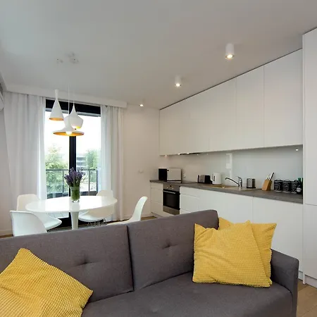 Lemir Wawrzynca 21 *