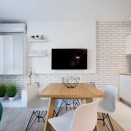 Lemir Wawrzynca 21 *