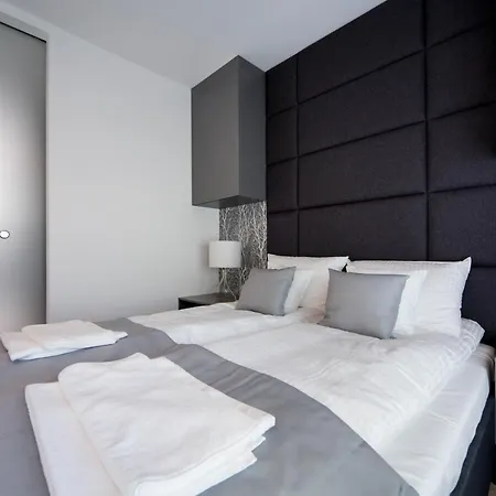 Lemir Wawrzynca 21 *